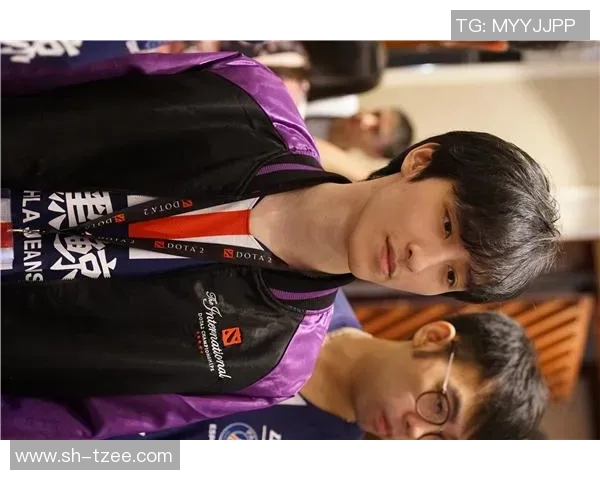 聚焦DOTA2FPX战队灵活性策略与战术调整的深度分析 聚焦DOTA2FPX战队灵活性策略与战术调整的深度分析
